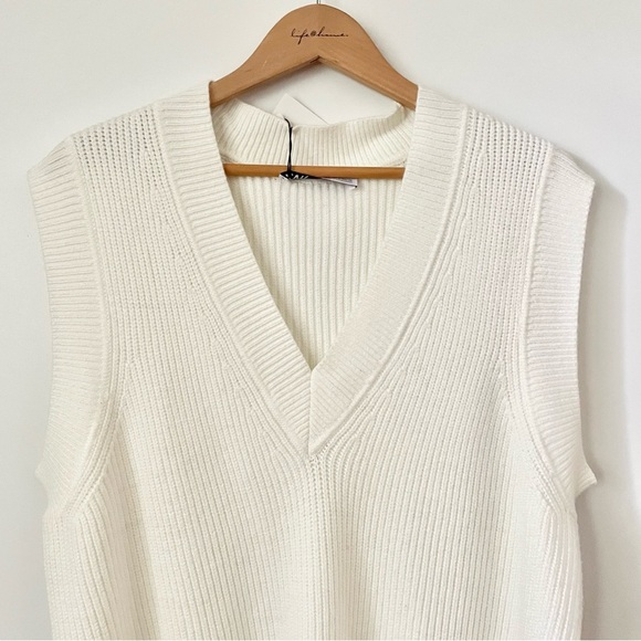 NWT Zara Knit V Neck Oversized Sleeveless Sweater, Sz Small - Picture 13 of 15